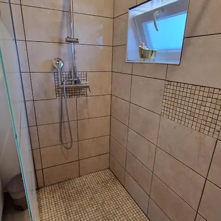 Studio Maison Avec Cour Pres De Pau Centre Apartment Billere